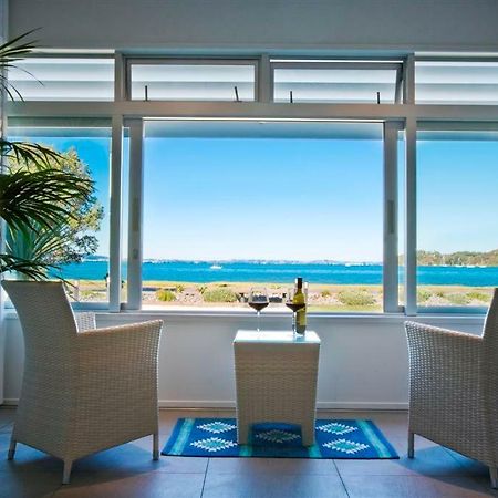 Waiheke Waterfront Lodge Oneroa Екстер'єр фото