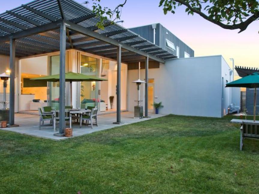 Waiheke Waterfront Lodge Oneroa Екстер'єр фото