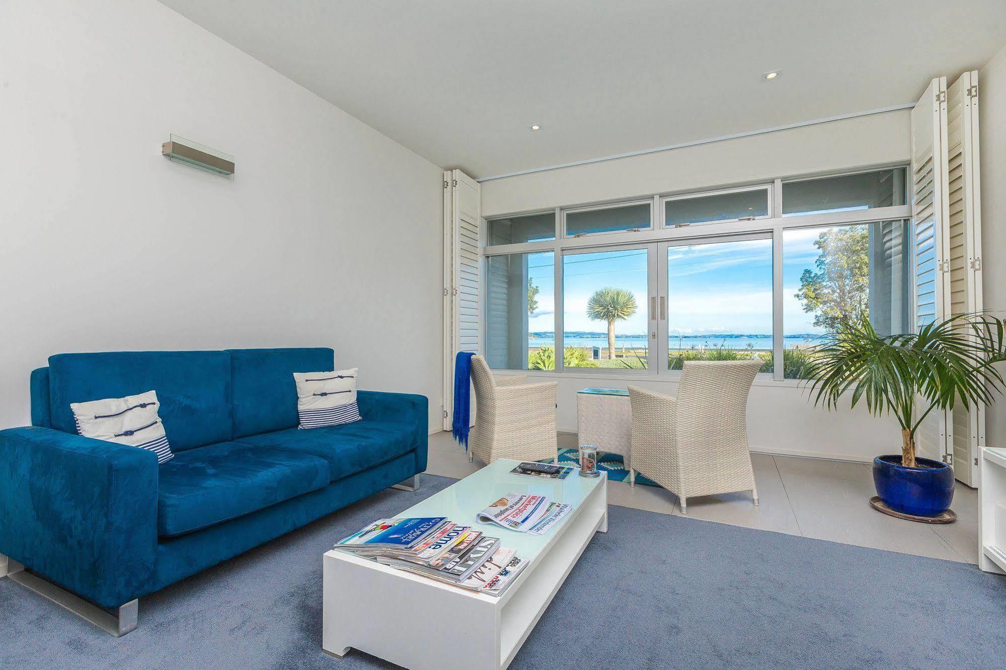 Waiheke Waterfront Lodge Oneroa Екстер'єр фото