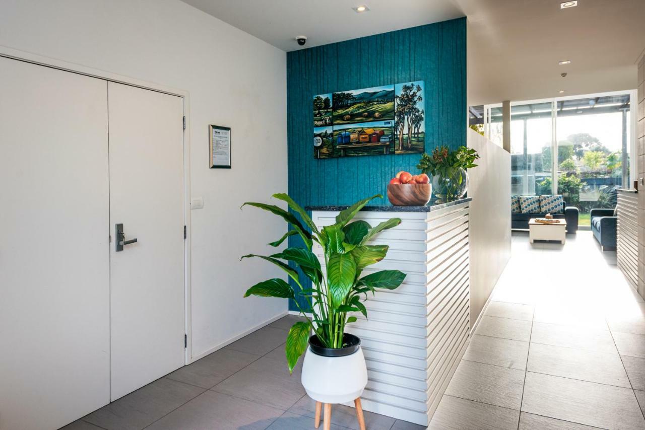 Waiheke Waterfront Lodge Oneroa Екстер'єр фото